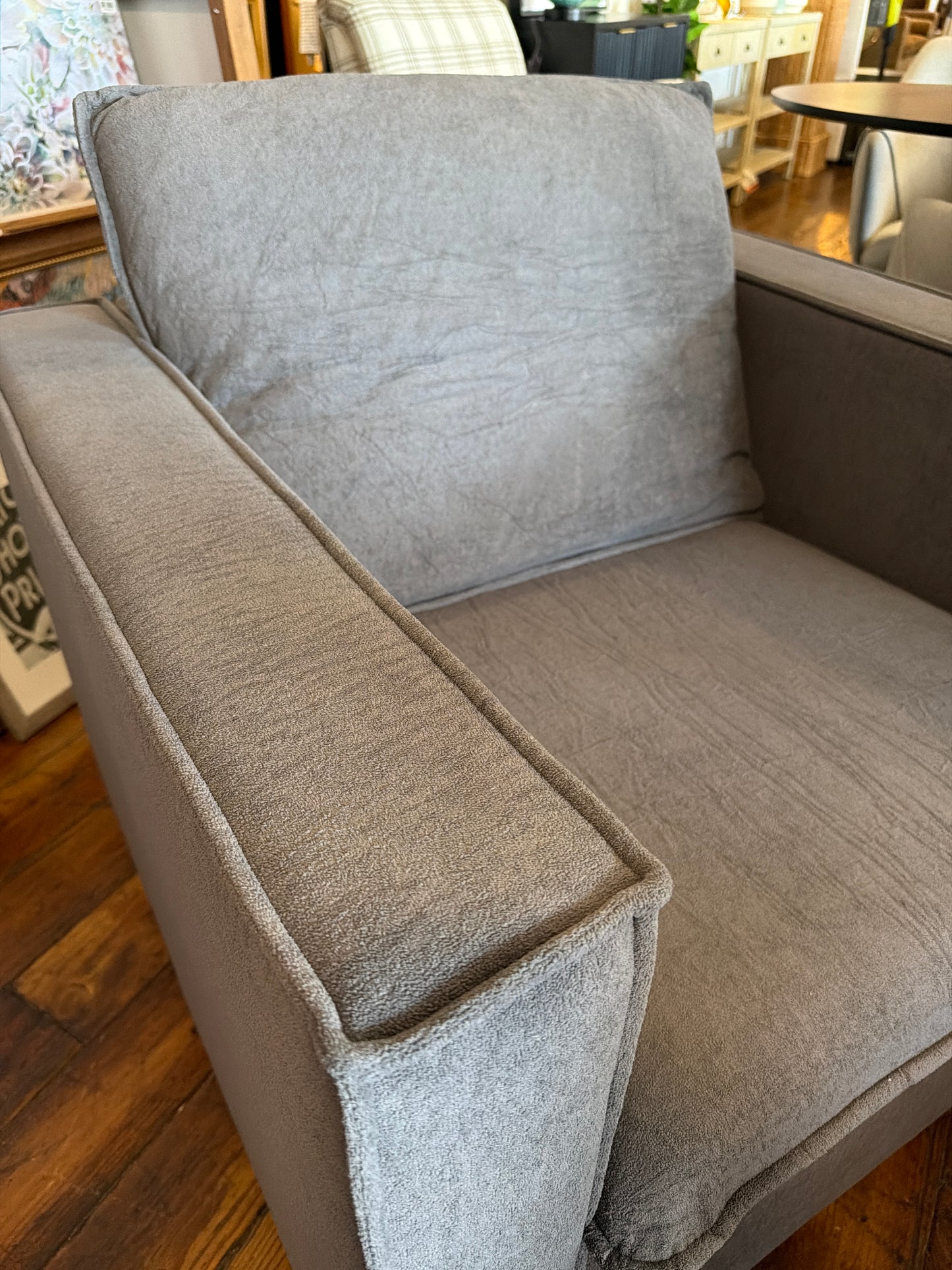 Soft grey swivel accent chair 🩶