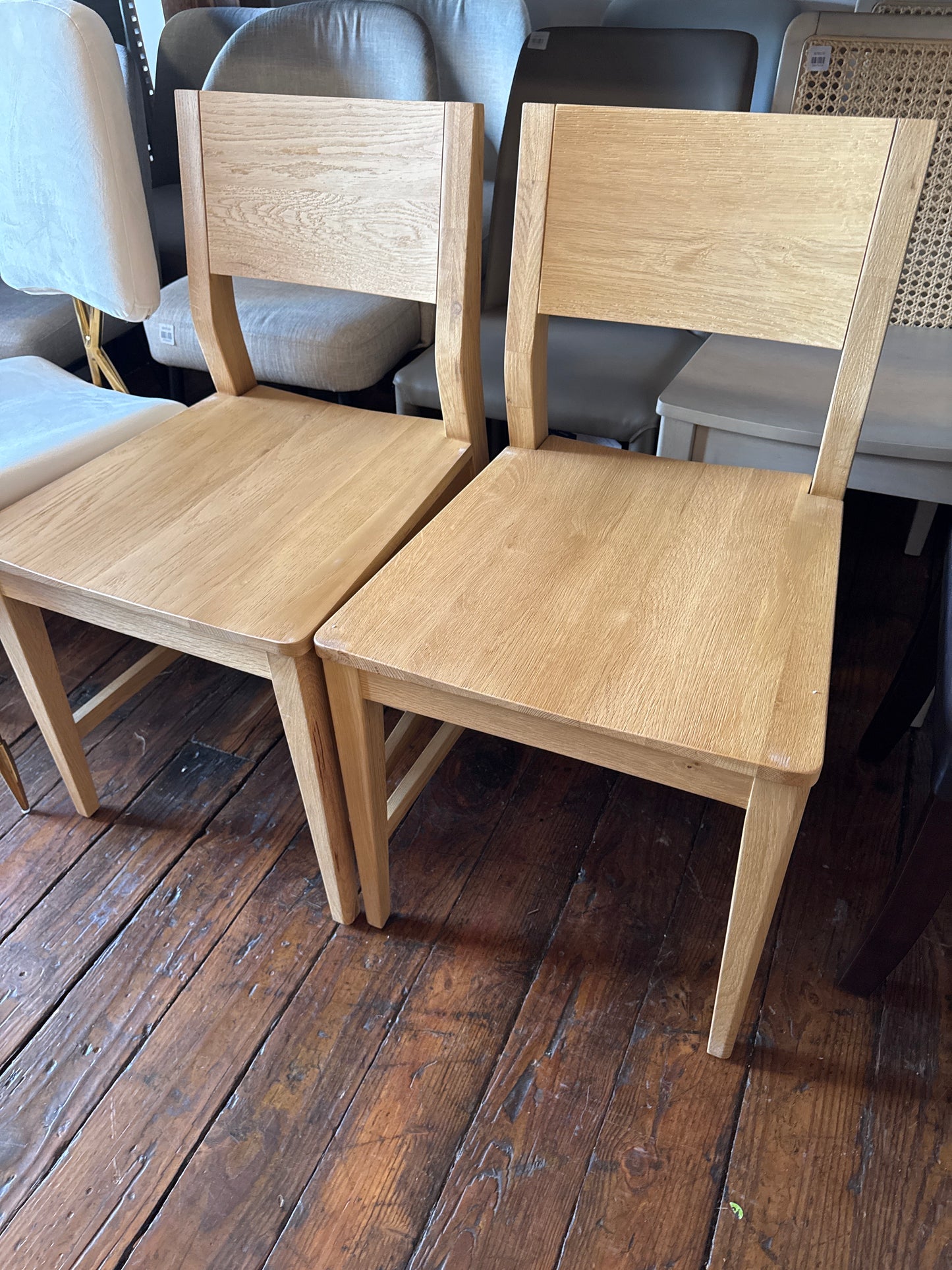 2 solid oak dining Chairs🍴