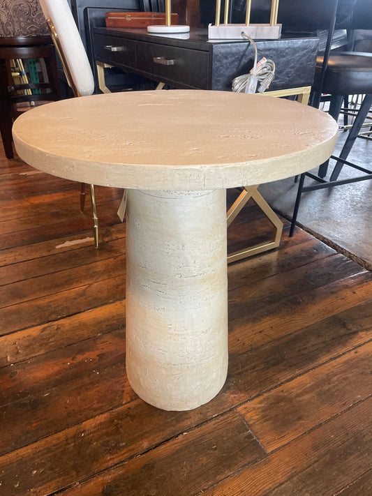 Beige concrete round end table ☕