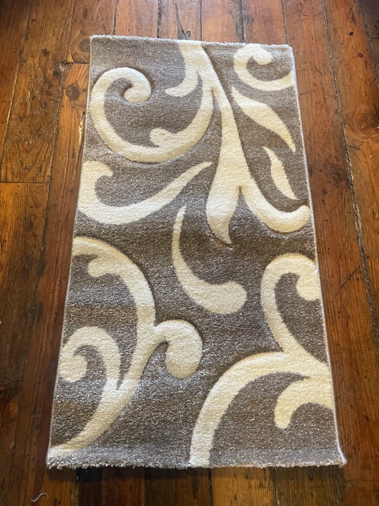 2x4 beige & cream entryway rug 🤍