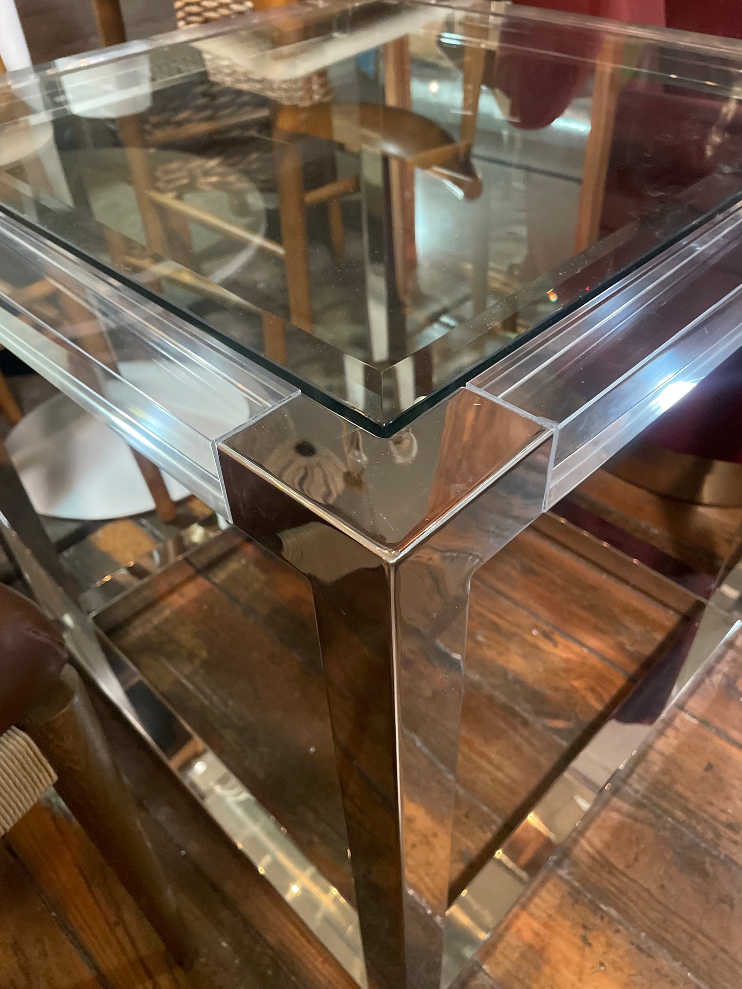 Glass & chrome 27” square end table ▫️