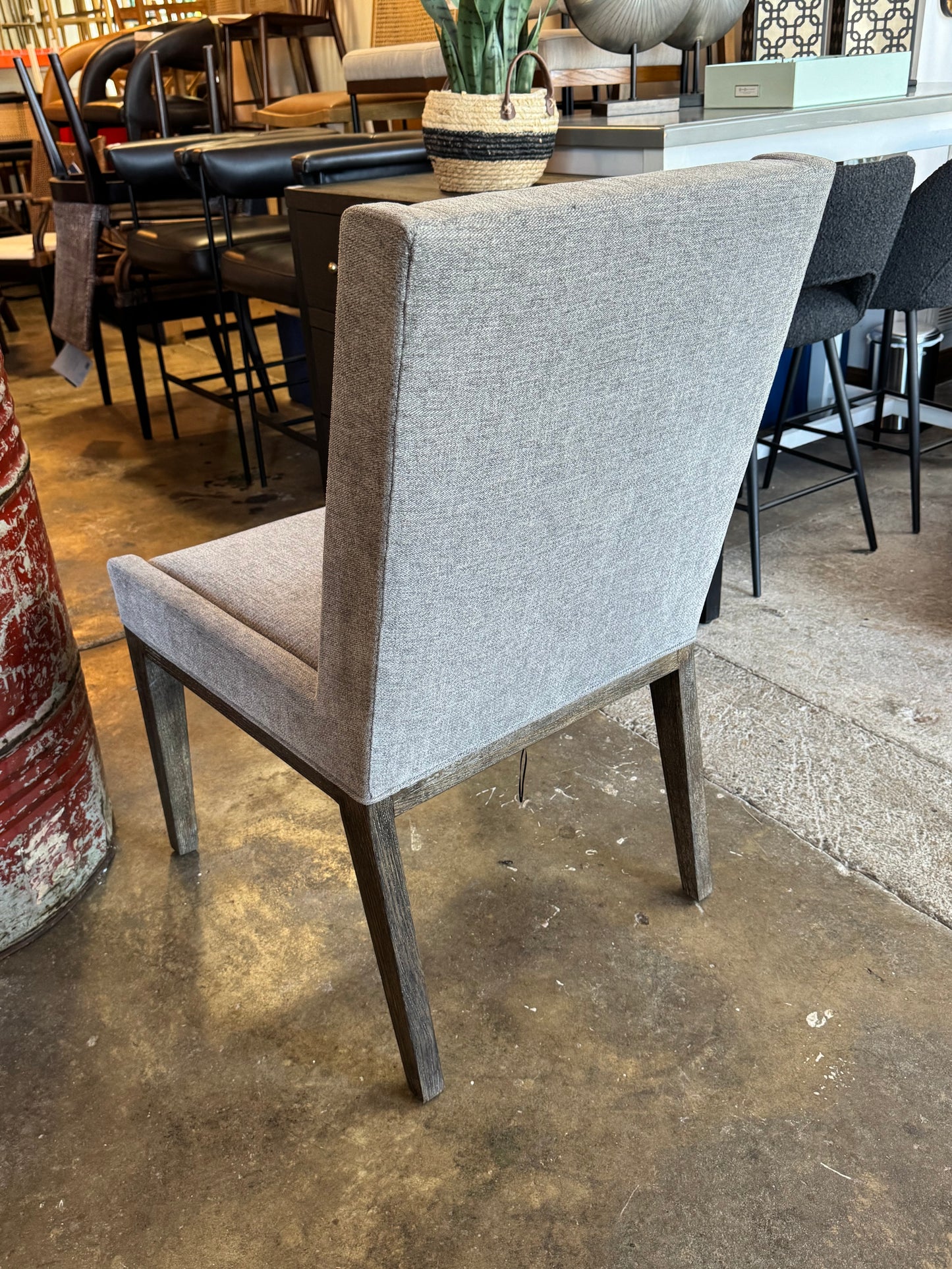 Dark gray Bernhardt chair 🩶