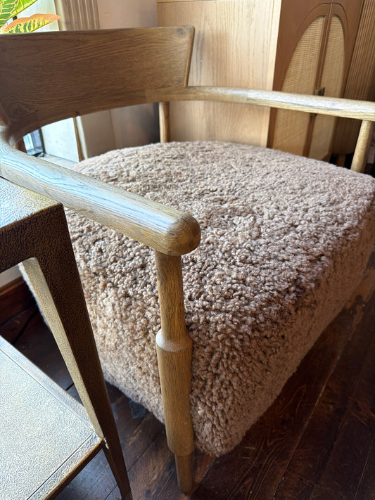 Four Hands amber shearling chair 🐑