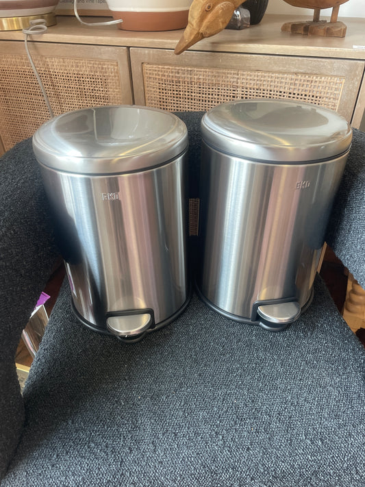 Step EKO trash can 🗑️