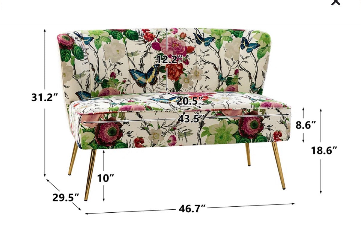 Adorable flower velvet loveseat w/ gold metal legs ✨