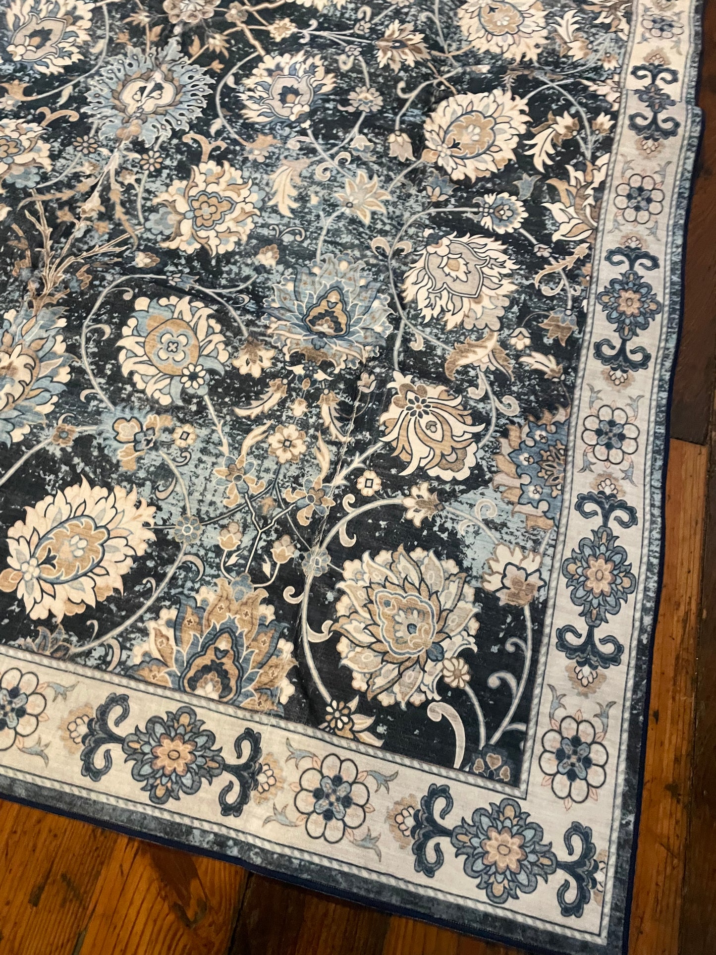 5x7 washable blue botanical rug 🌼