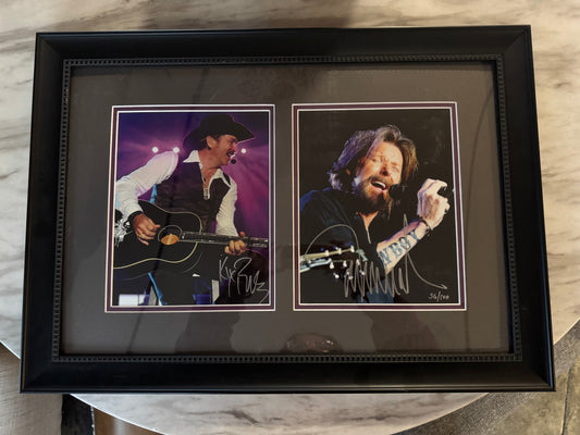 Framed autographed Brooks & Dunn print 🎤