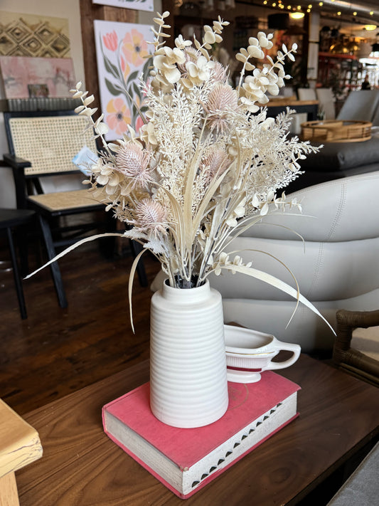 Tall textured white ceramic vase w/ pampas grass 🤍