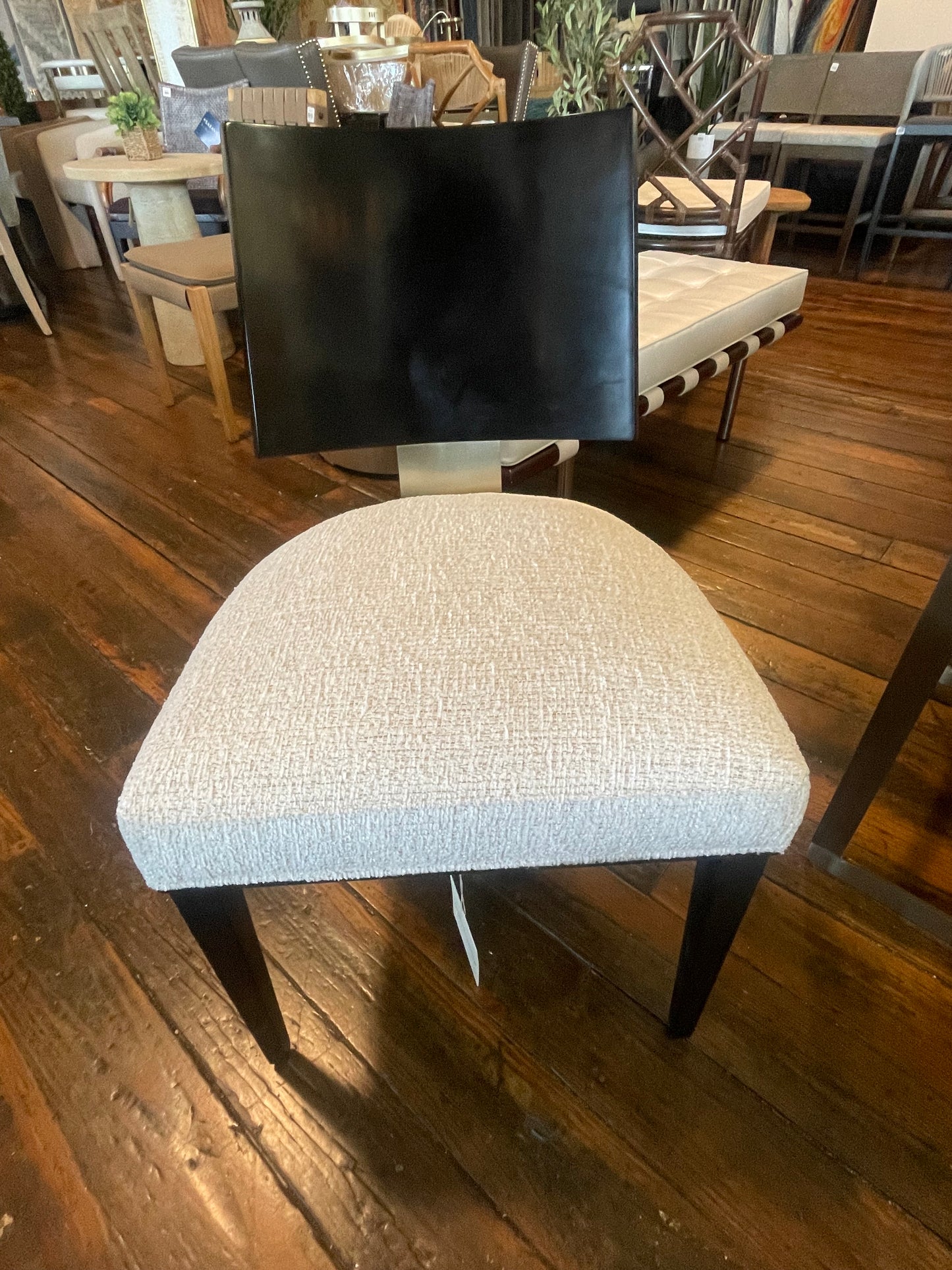 Modern black & gold dining chair ✨