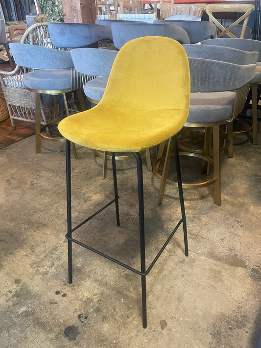 Mustard yellow soft barheight barstool 🌞