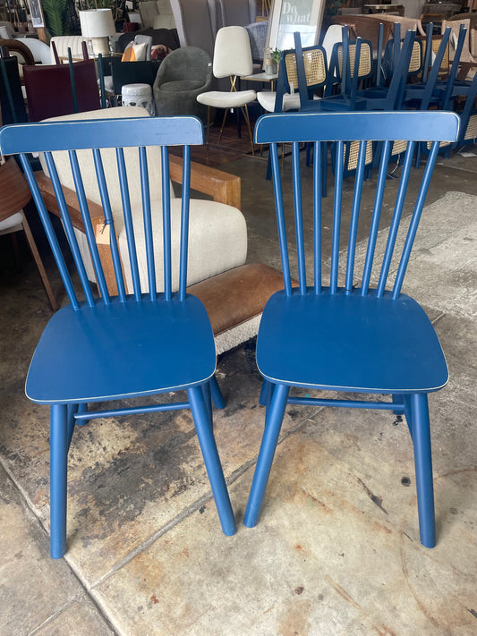 2 bright blue spindle chairs 🌺