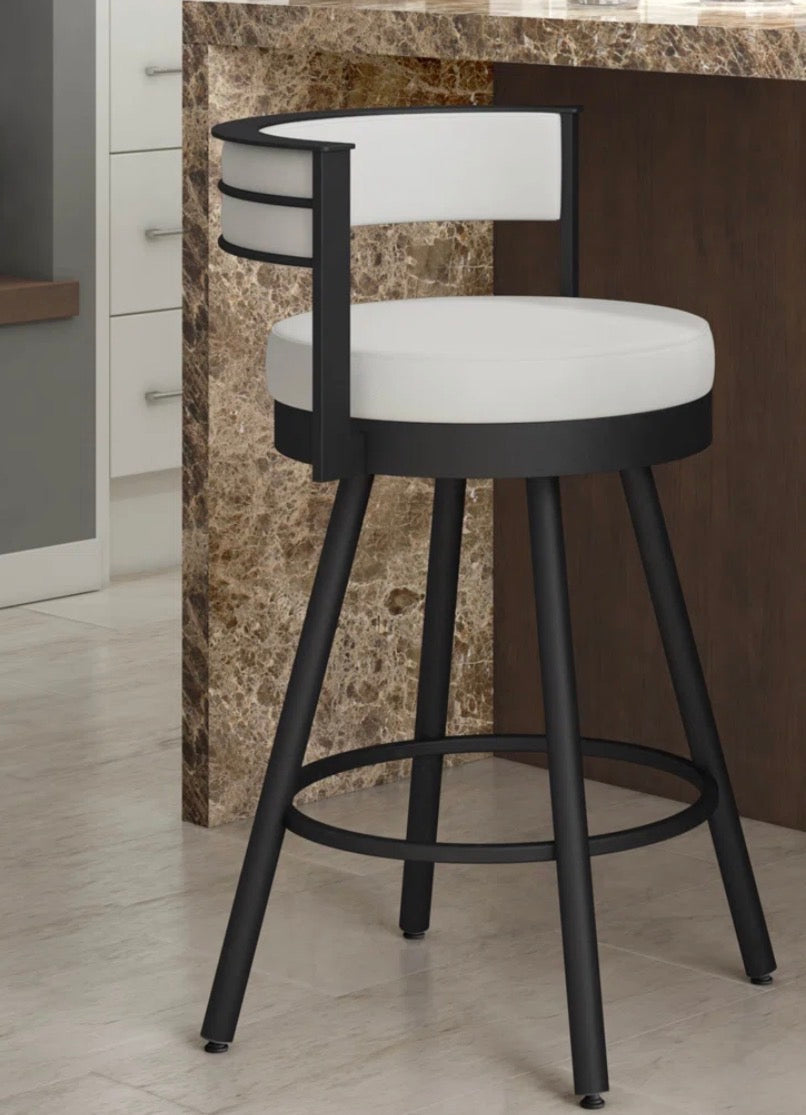 Black metal counterheight barstool w/ linen seat 🖤