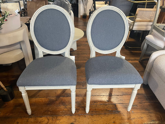 Set of two 19''H French brasserie rustic linen oval dining chairs 🩶