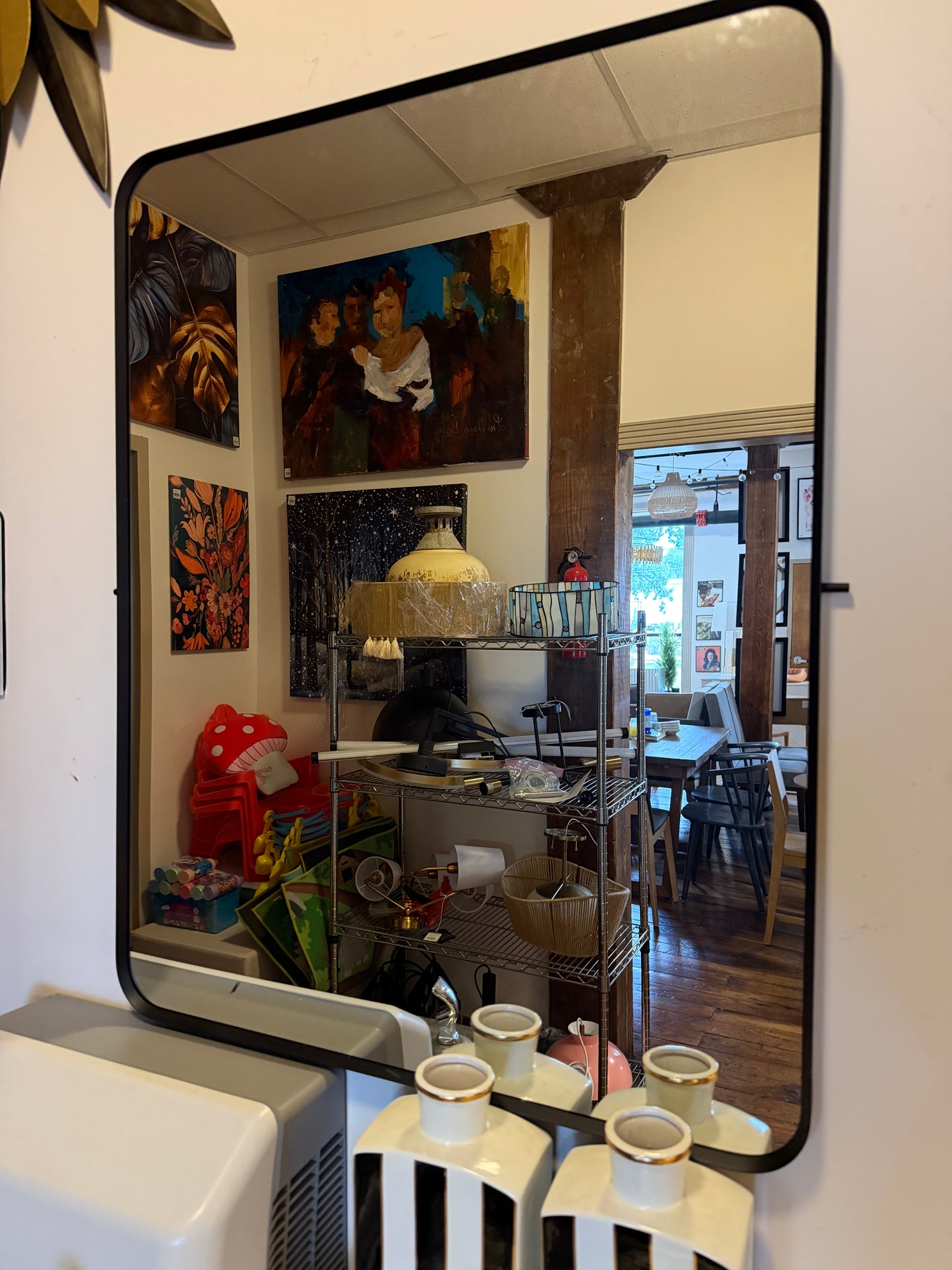 28x38 black-framed mirror 🖤