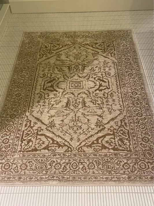 4x6 oriental beige rug 🕊