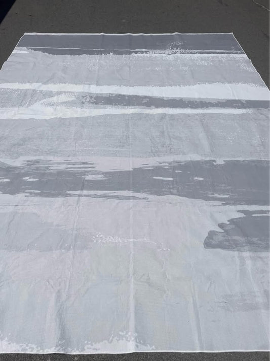 9x12 gray & white washable rug 🩶