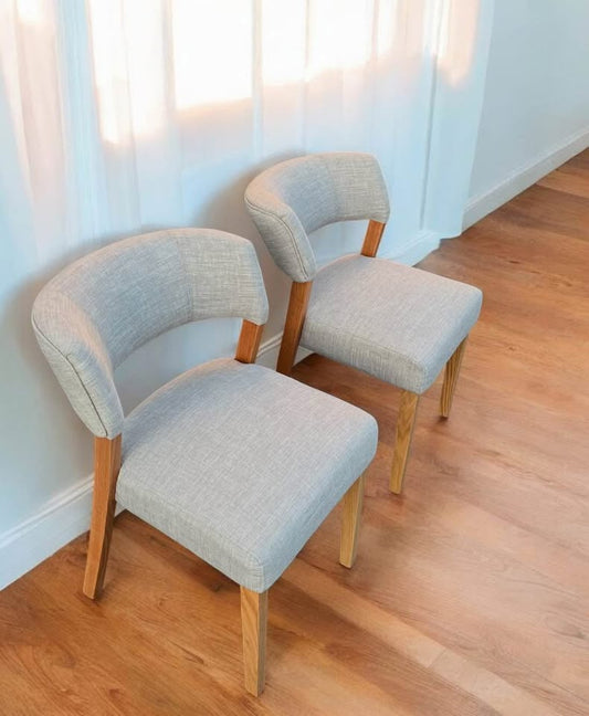 2 Tommy Hilfiger fabric & wood chairs🌷