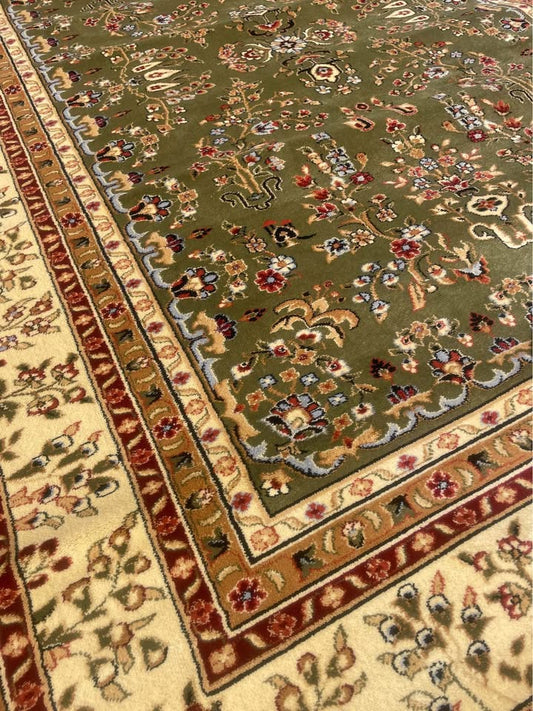 8x11 green & red oriental rug 🌹