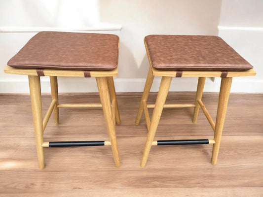Nathan James backless faux brown leather & wood counterheight barstools 🍻