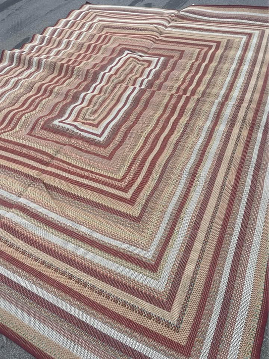 9x12 burgandy, beige, & white patio rug ❤️