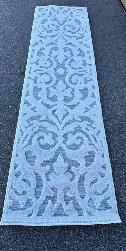 2 x 7'6" blue & ivory soft textured runner🧵