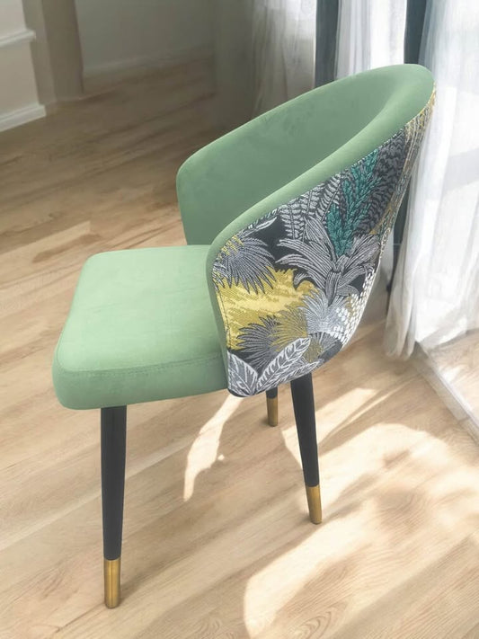 Botanical green velvet accent chair 🌼