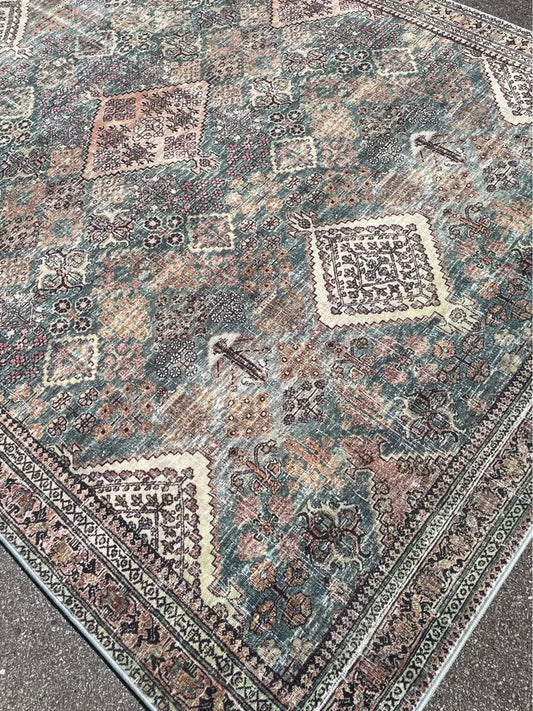 5x7 Loloi / Magnolia Home boho green rug 🌸