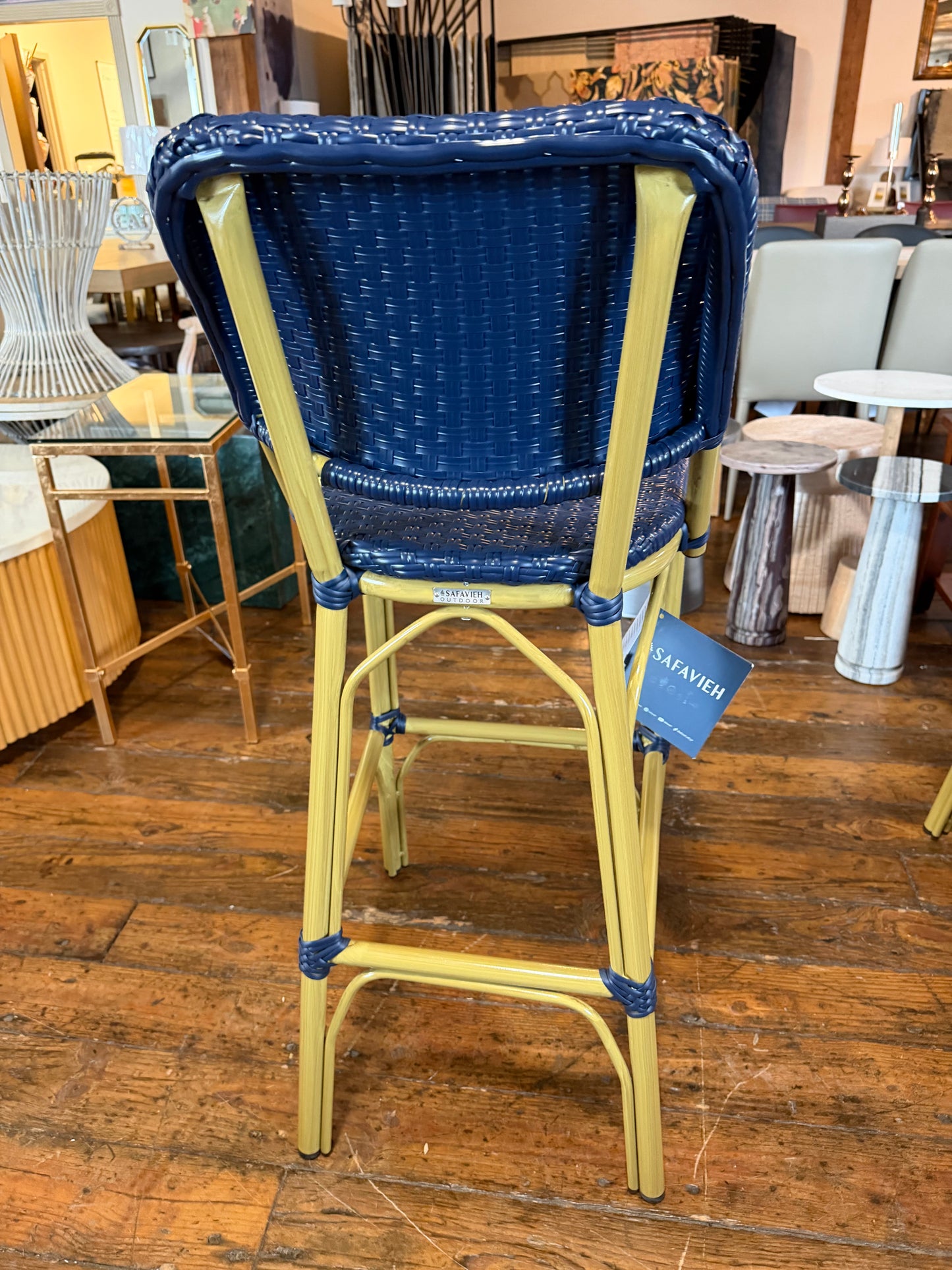 Blue barheight indoor/outdoor barstool 🍹
