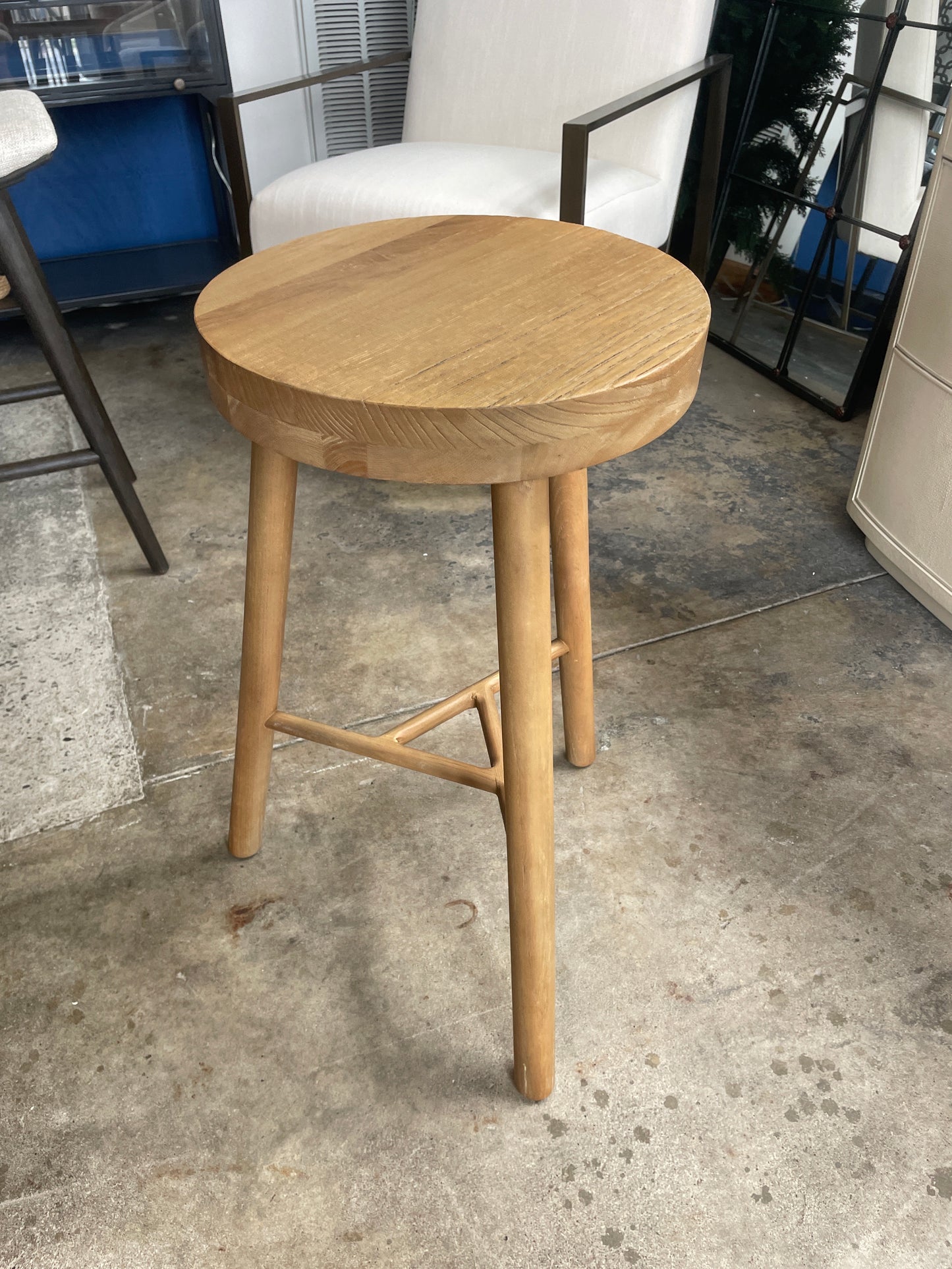 Four Hands solid natural wood counterheight barstool 🍷
