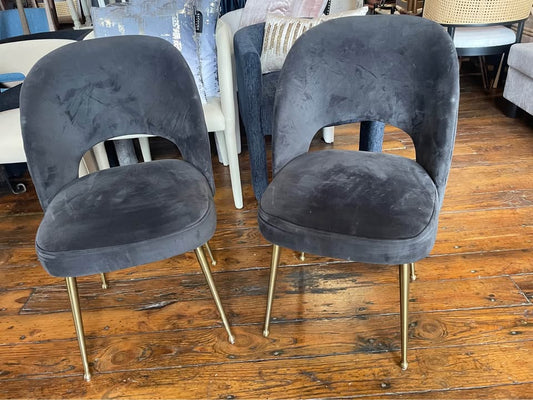 2 gray velvet chairs w/ gold legs ✨