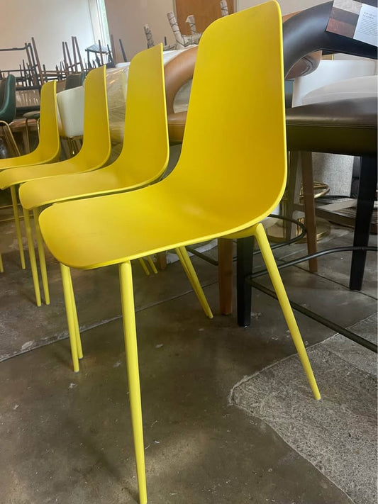 4 yellow modern dining chairs 💛
