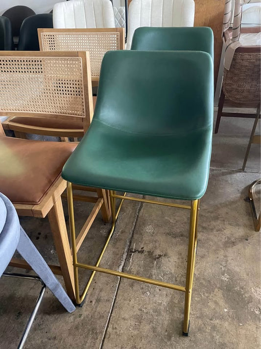 2 green faux leather barstools ✨