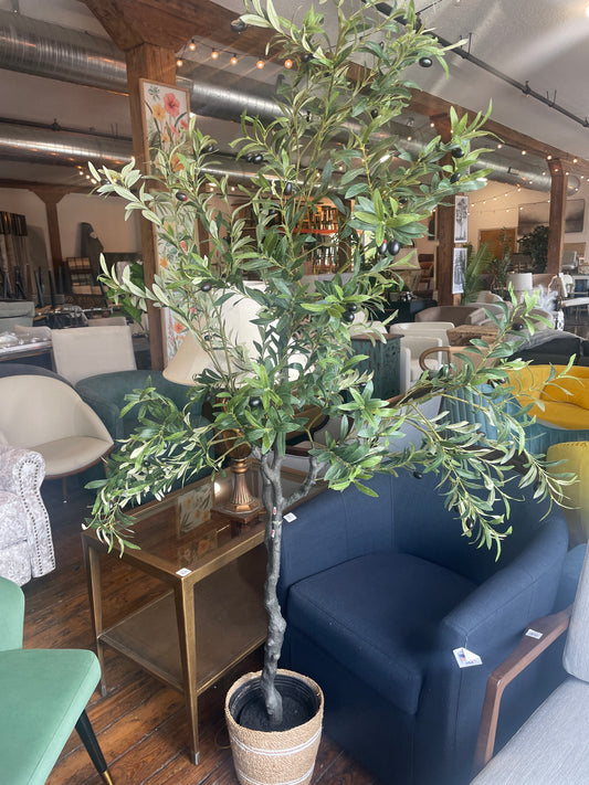6ft faux olive tree w/ basket 🫒