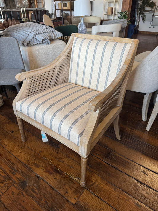 Martha Stewart farmhouse striped beige & wood chair 🪴