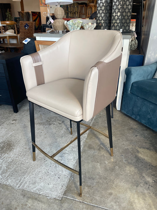 Two-tone beige & tan leather counterheight barstool w/ black & gold legs ✨