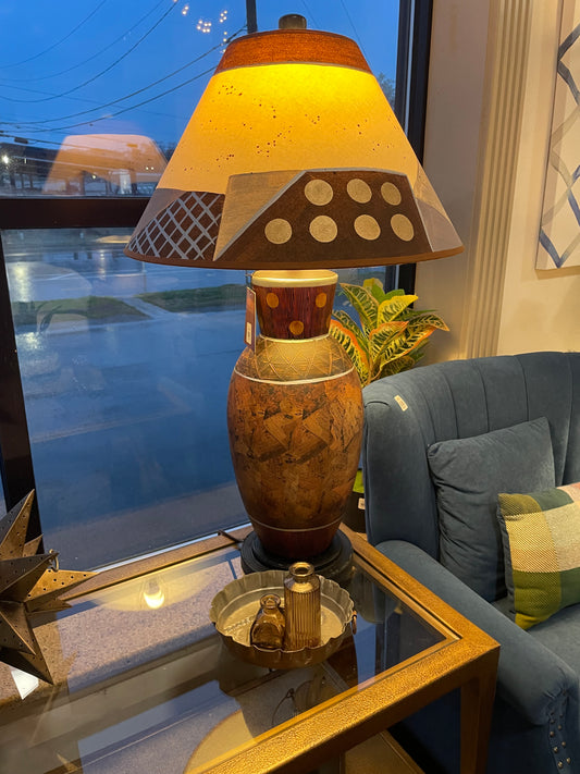 Unique rustic brown / multicolor lamp 💡