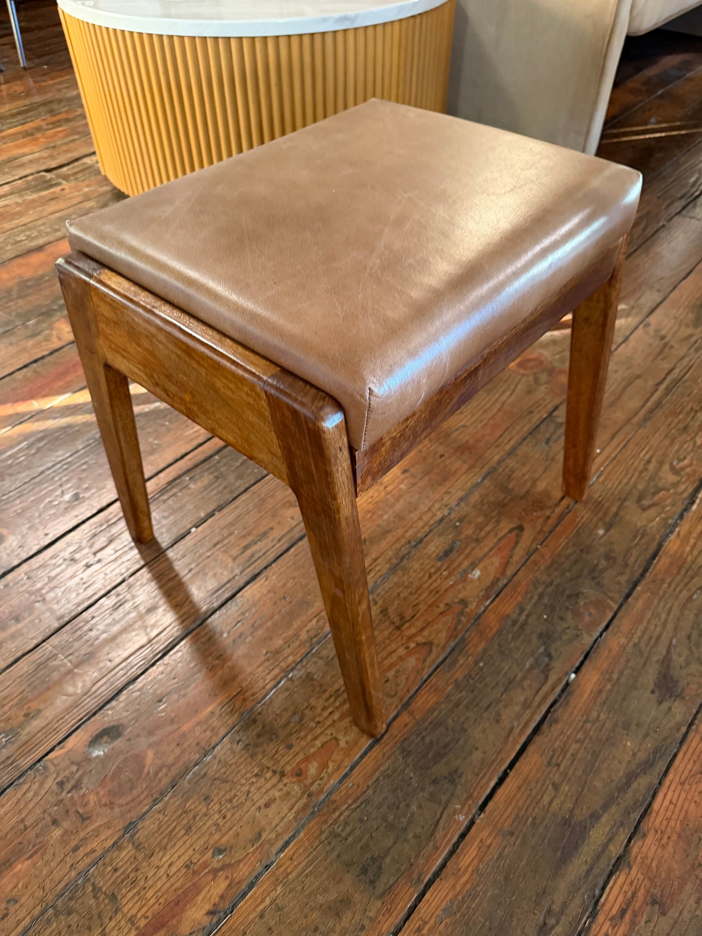 Solid mango wood stool w/ buffalo hide leather 🐃
