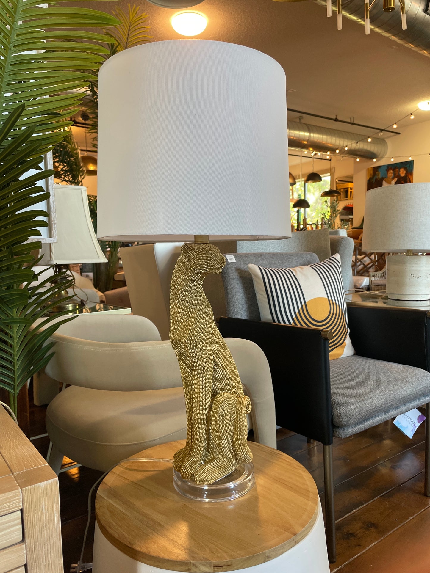 Gold leopard 29" table lamp 🐆