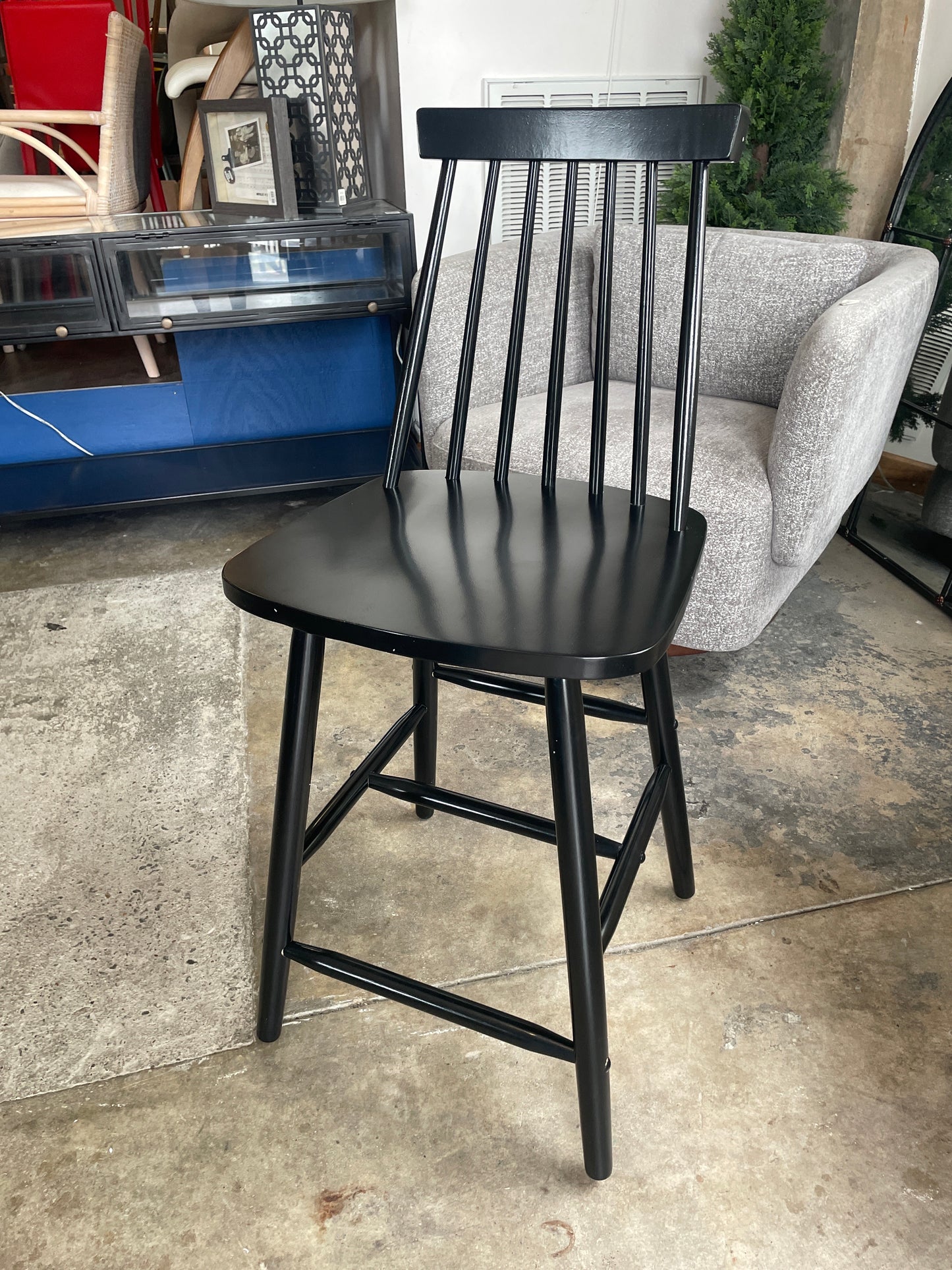 Farmhouse black spindle counterheight wood barstool🍷