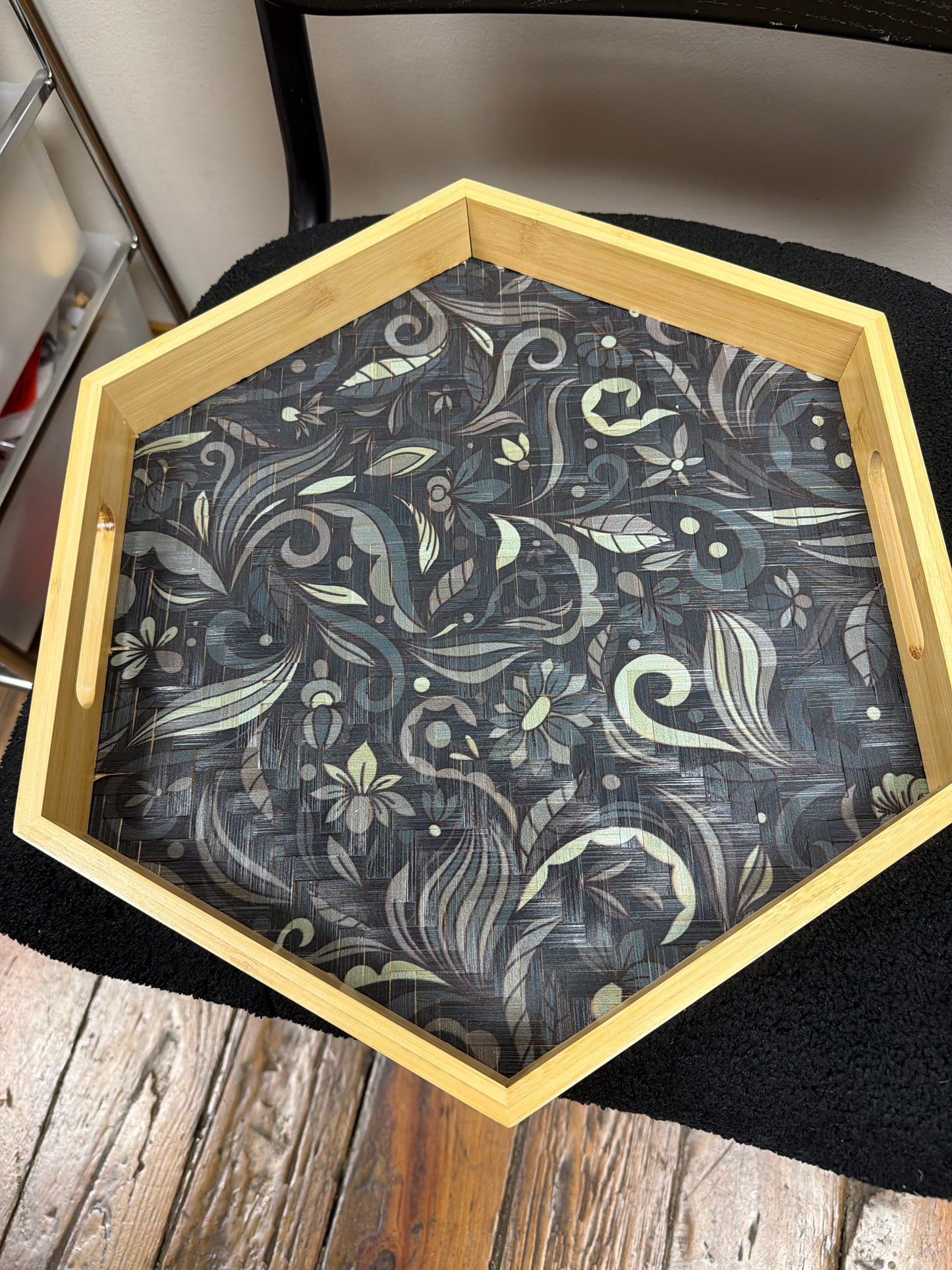 Dark green botanical hexagonal tray 🍃