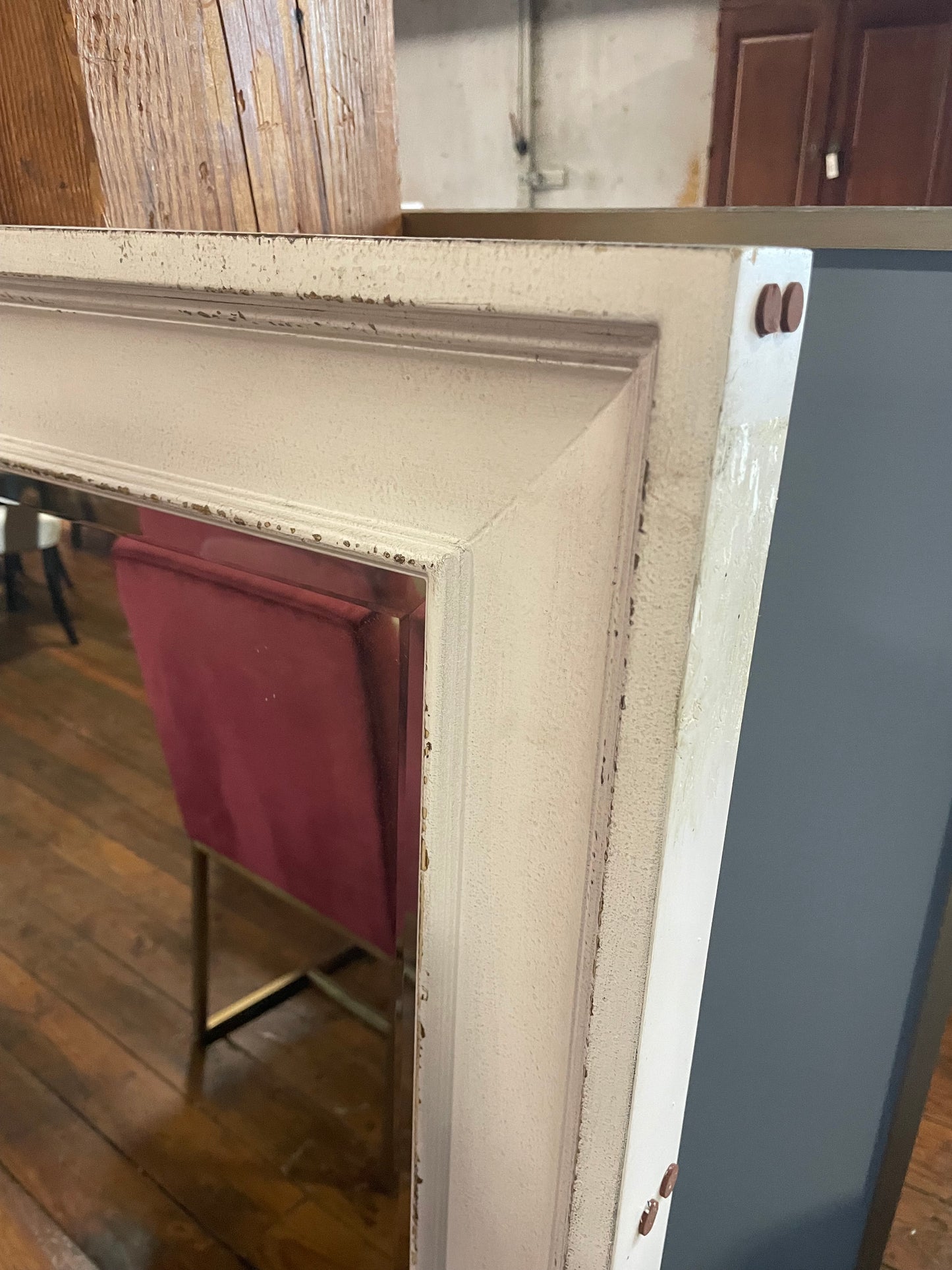 Big rustic mirror w/ antique white finish 🤍