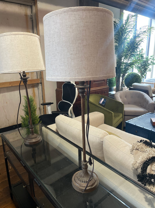 2 tall 32” French Country weathered brown candlestick lamps 💡