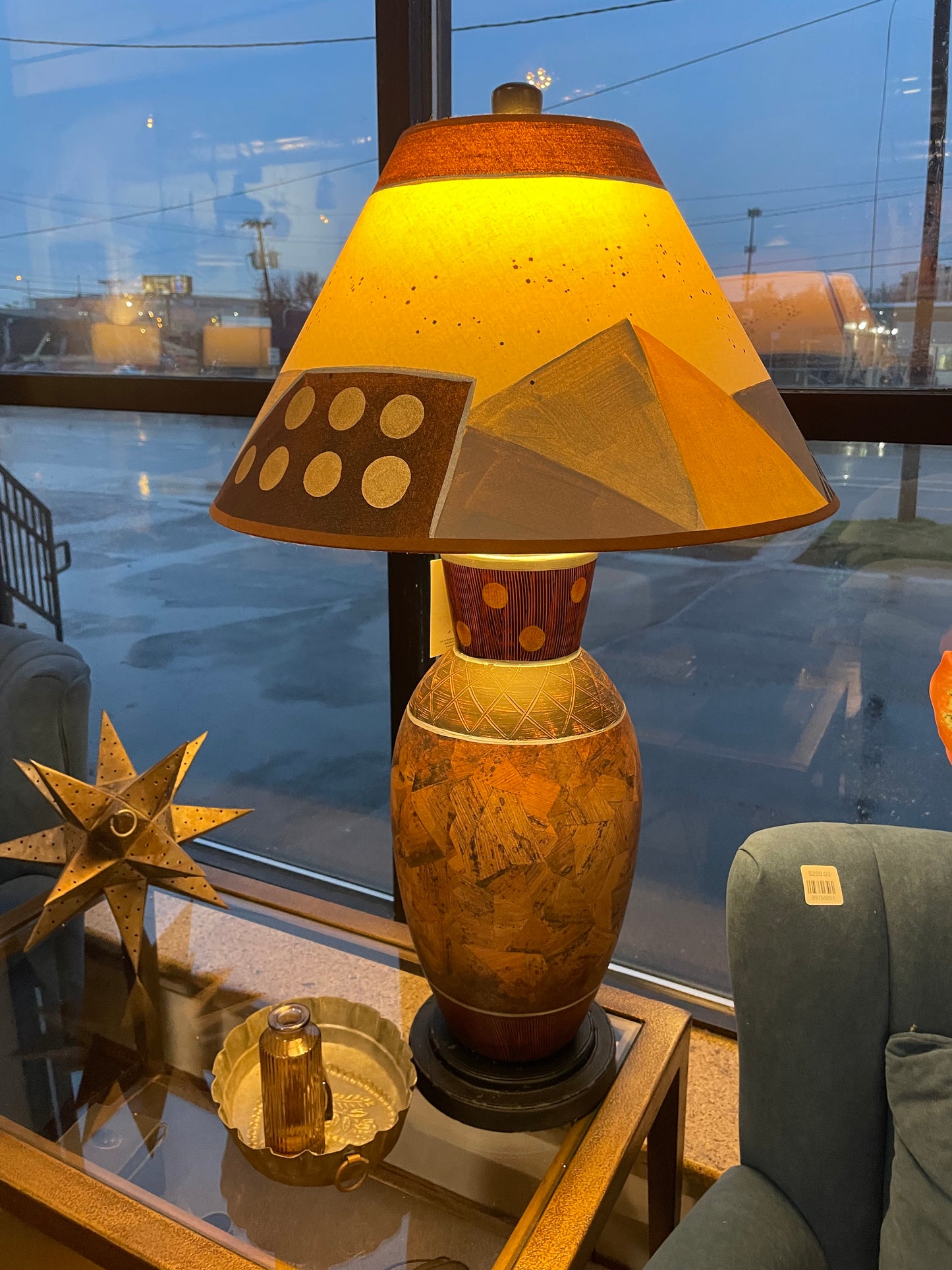 Unique rustic brown / multicolor lamp 💡