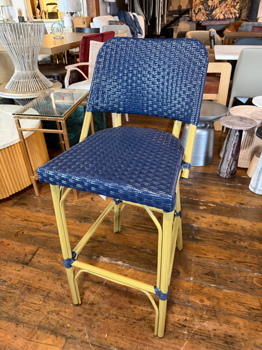 Blue barheight indoor/outdoor barstool 🍹