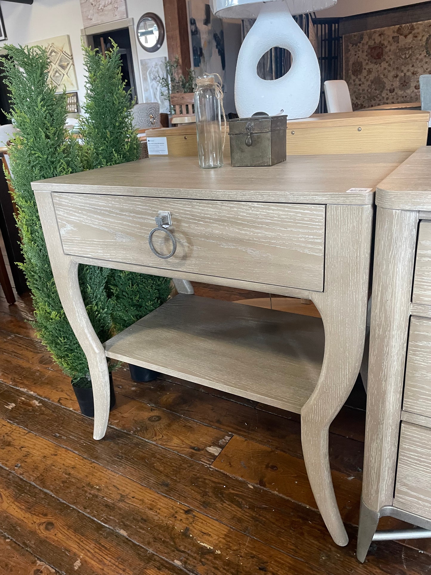 Modern natural wood 1-drawer nightstand 🌼