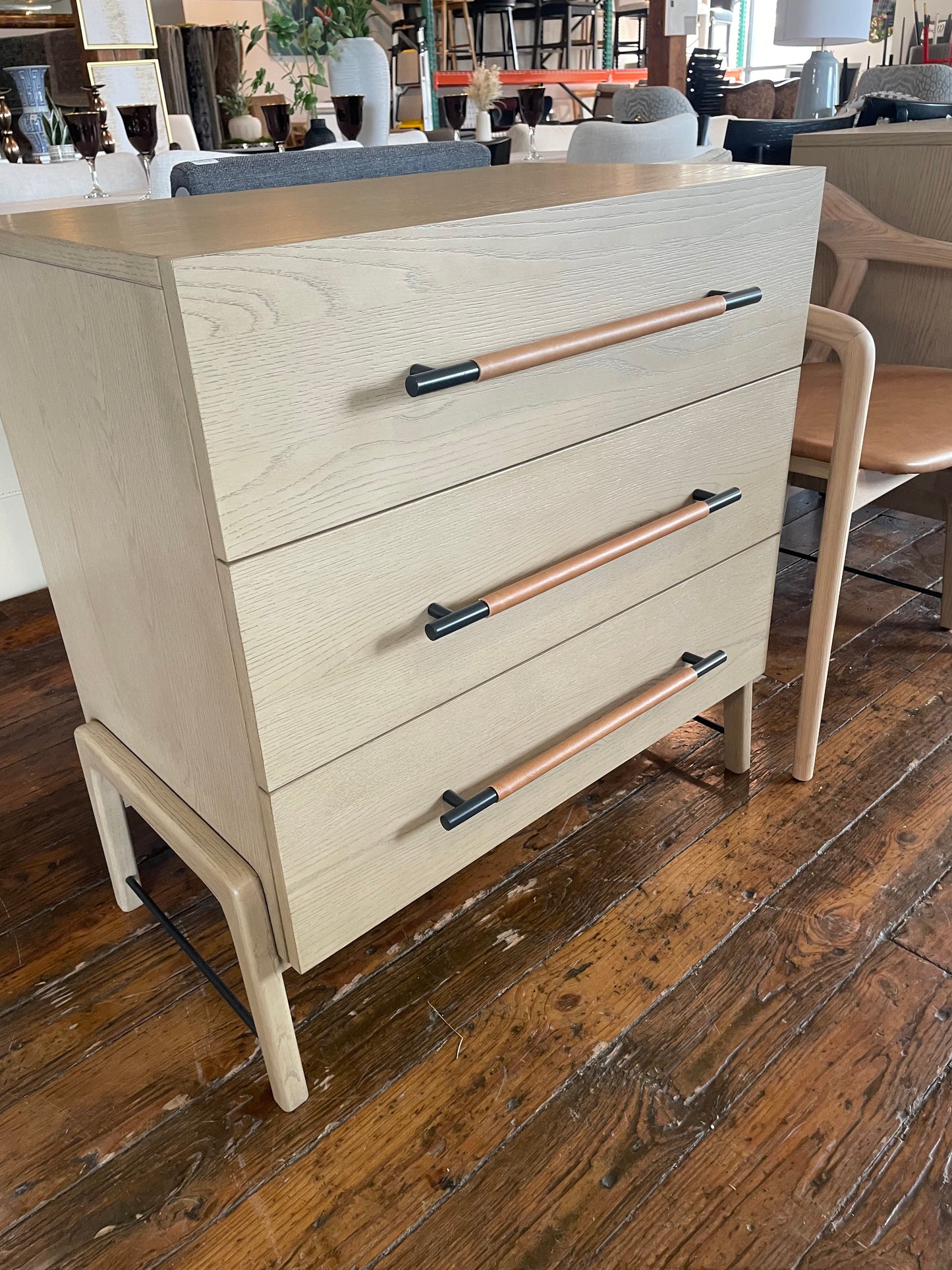 Four Hands oak veneer 3-drawer nightstand ☕️