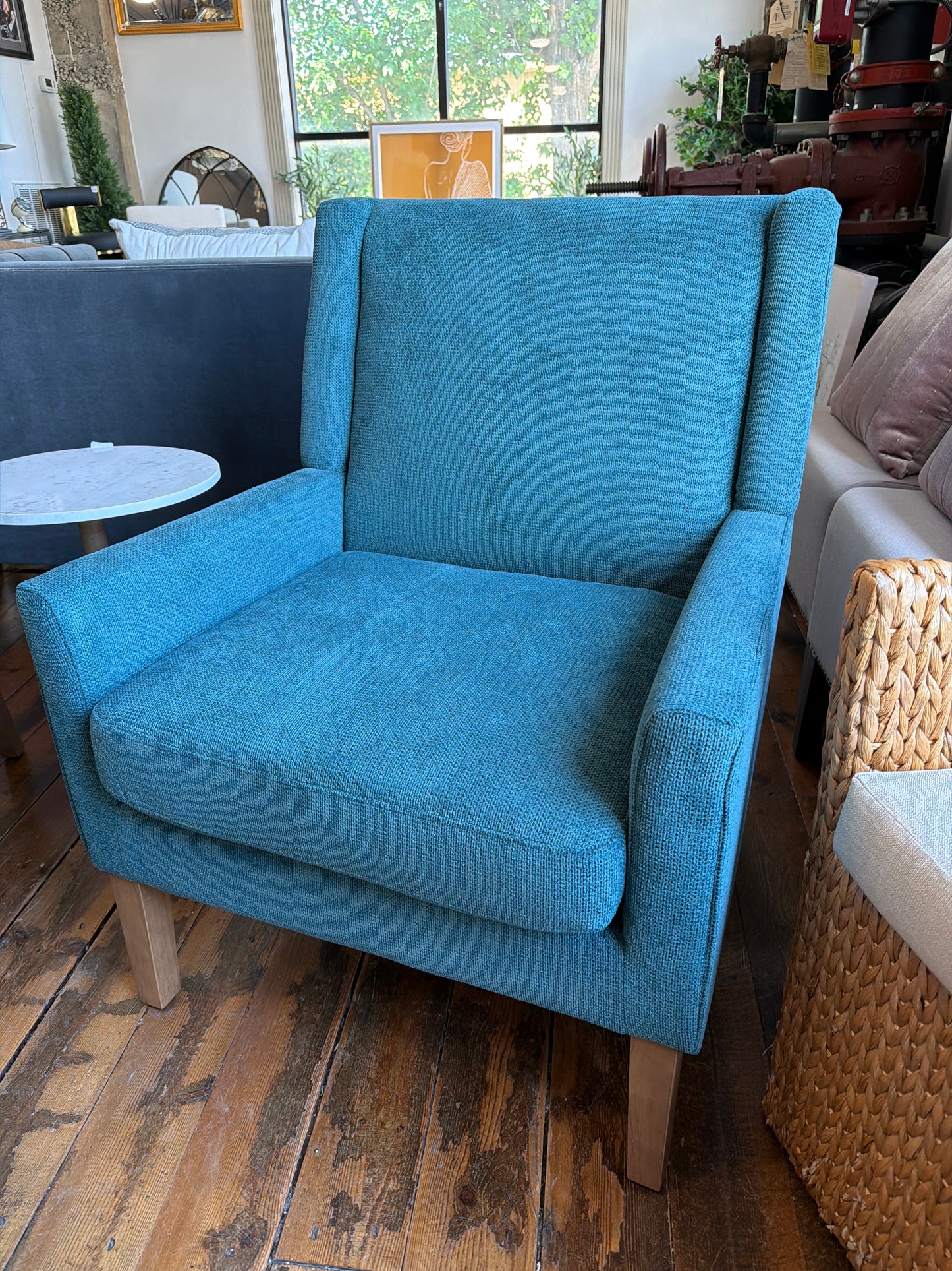 Teal blue chenille accent arm chair ⛰️