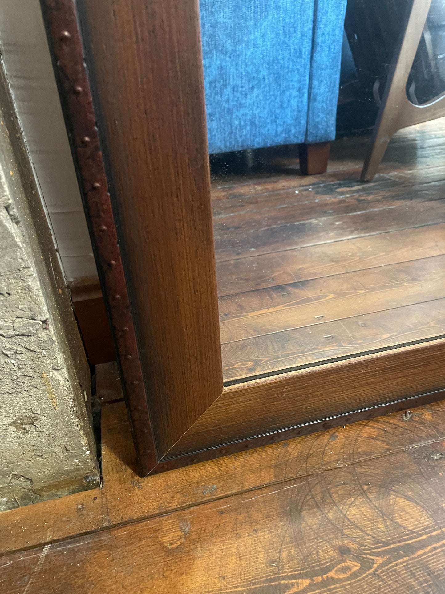 Brown 32x55 wood mirror 🤎