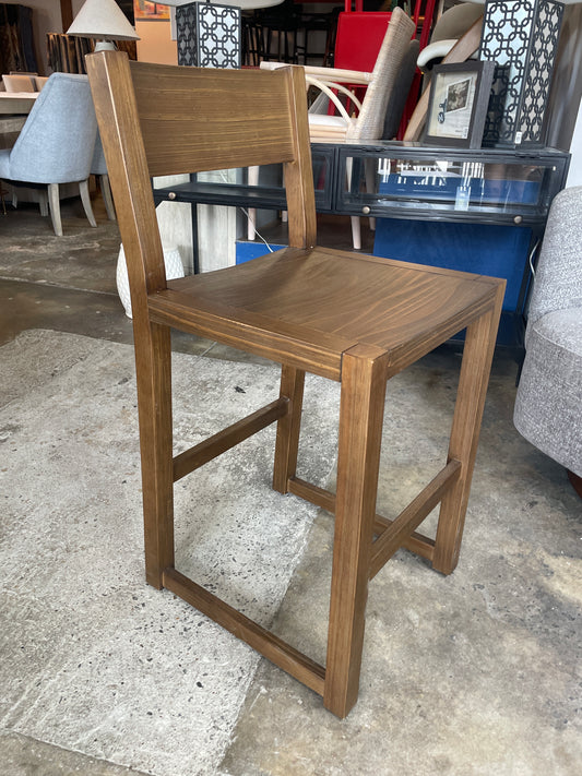 Modern honey brown counterheight barstool🍻