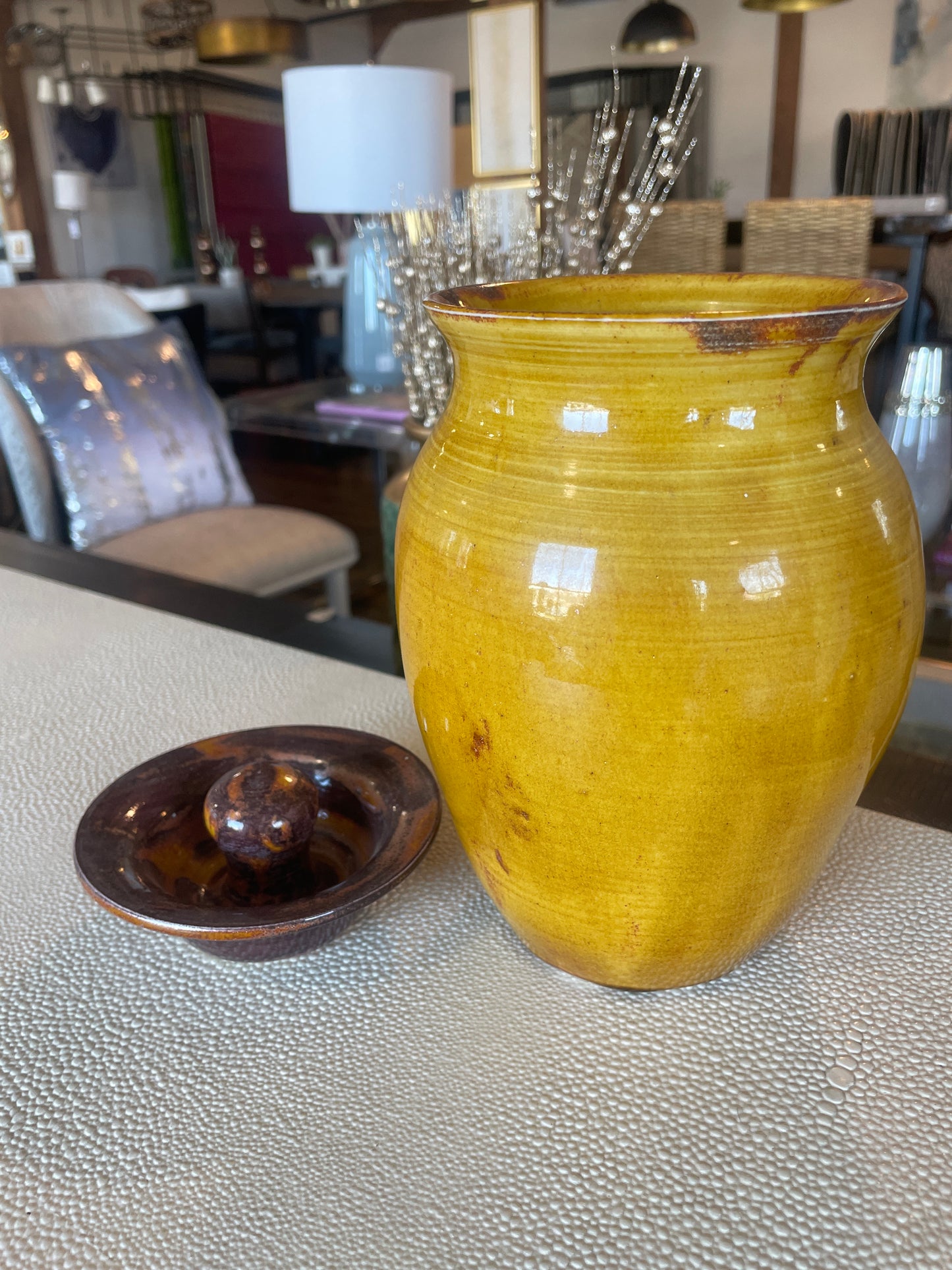 8” mustard yellow ceramic jar w/ brown lid 🤎